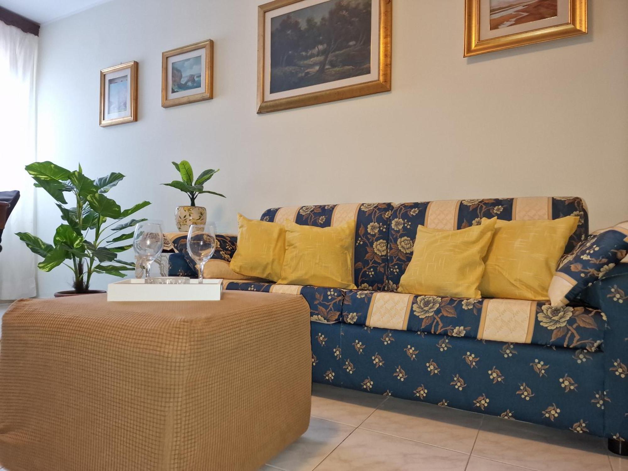 Lorenzo Guest Suite With Free Private Parking-- Cantieri Culturali Palermo Eksteriør bilde