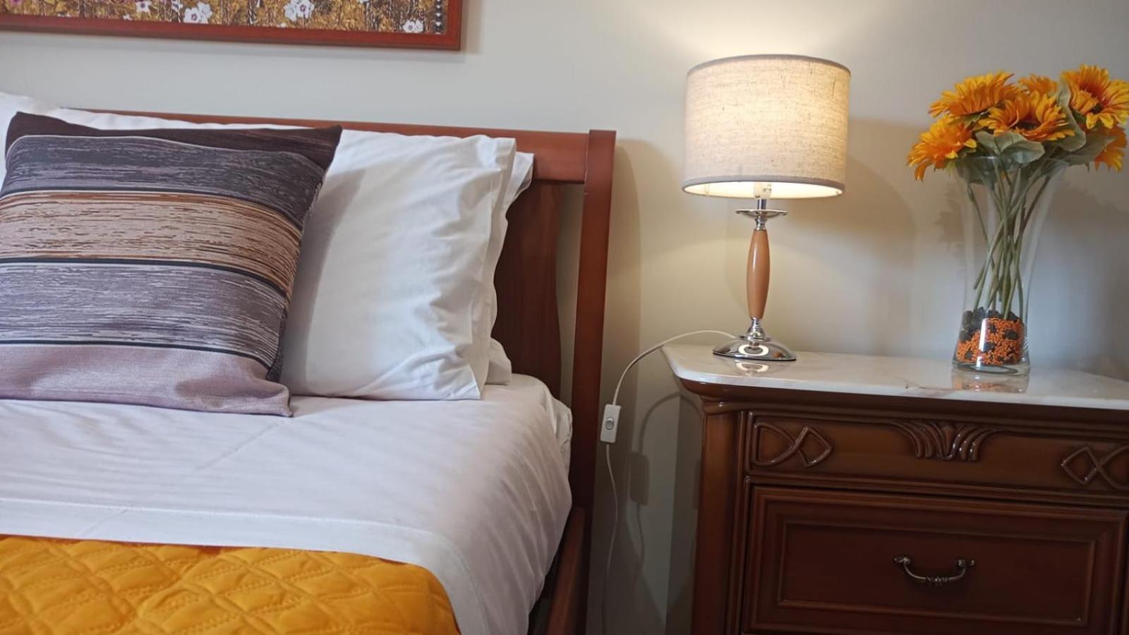 Lorenzo Guest Suite With Free Private Parking-- Cantieri Culturali Palermo Eksteriør bilde